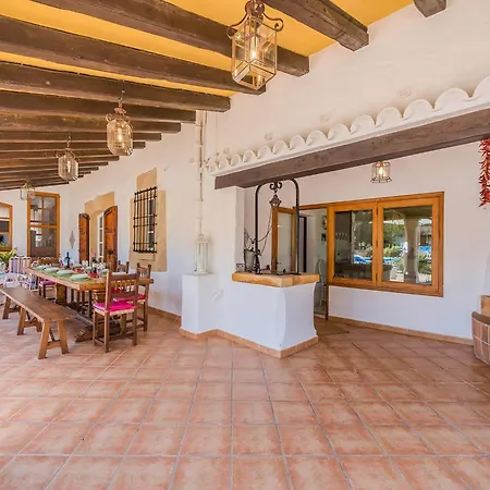 Charming For 8 In * Pollença